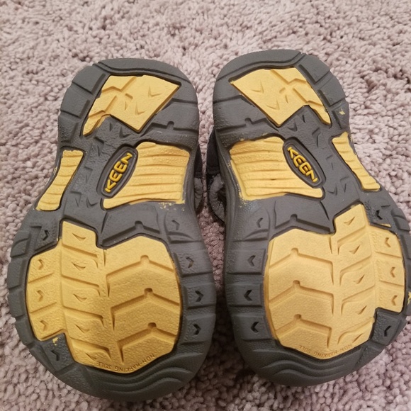 Toddler boys Keens - Picture 3 of 3